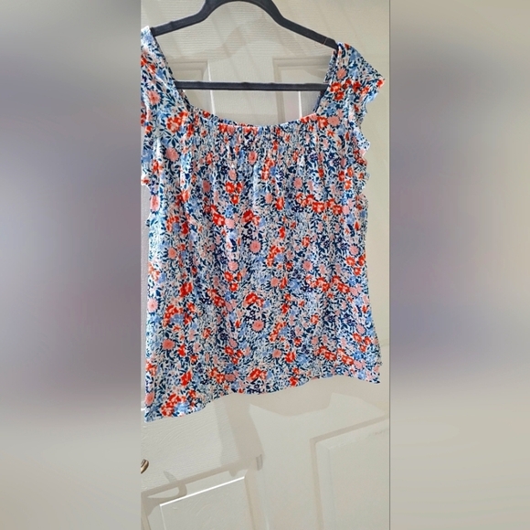 Melloday Woman's XL Sleeveless Floral Blouse - Picture 1 of 5